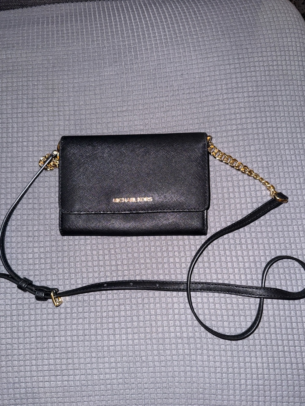Michael Kors Jet Set Travel Crossbody - Picture 6 of 7